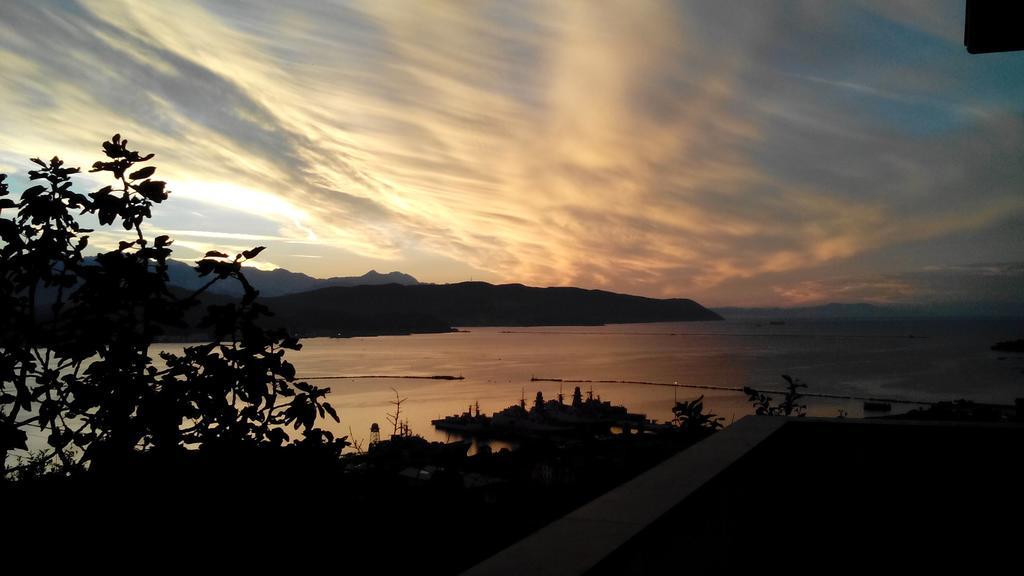 Villa Il Pettirosso La Spezia Quarto foto